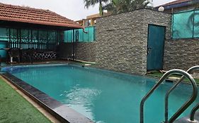 Gold Villa